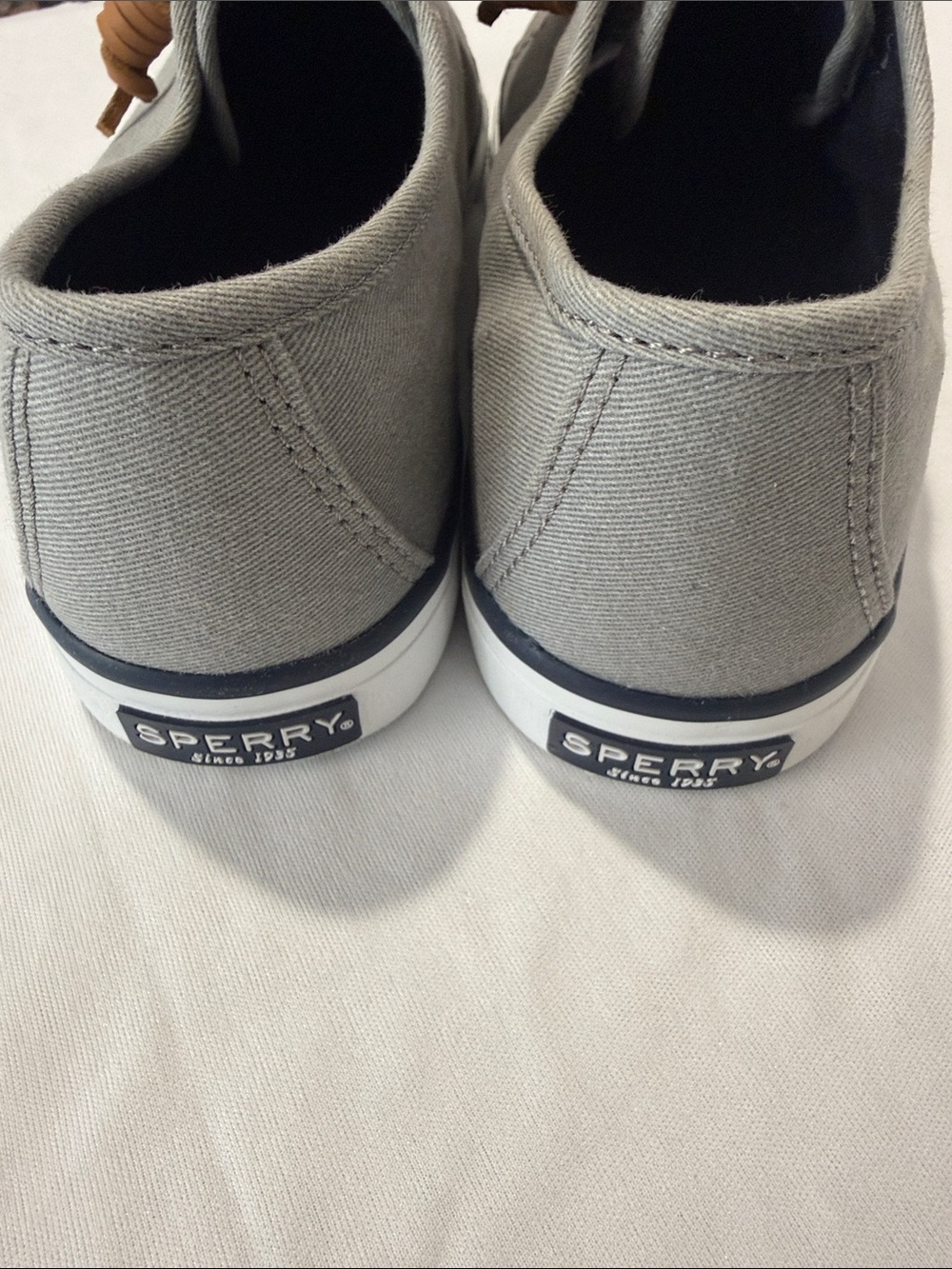 NEW Sperry Gray Canvas Low-Top Sneakers with Tan Laces - Picture 8 of 10